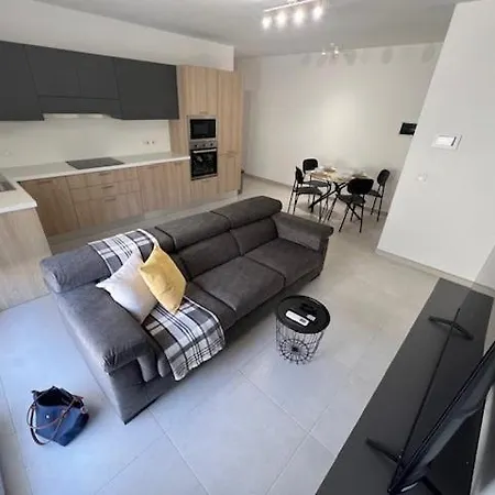 Central, Modern & New Appartamento San Ġwann